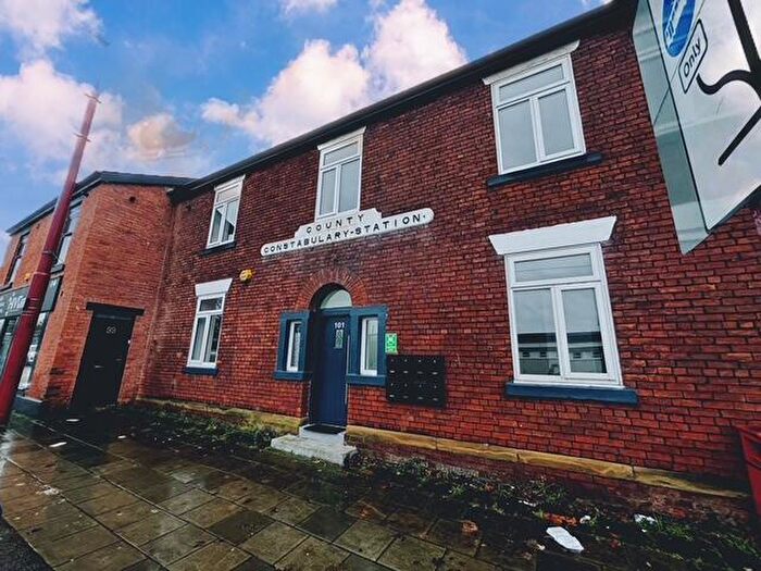7 Bedroom Detached House For Sale In Manchester Road, M43