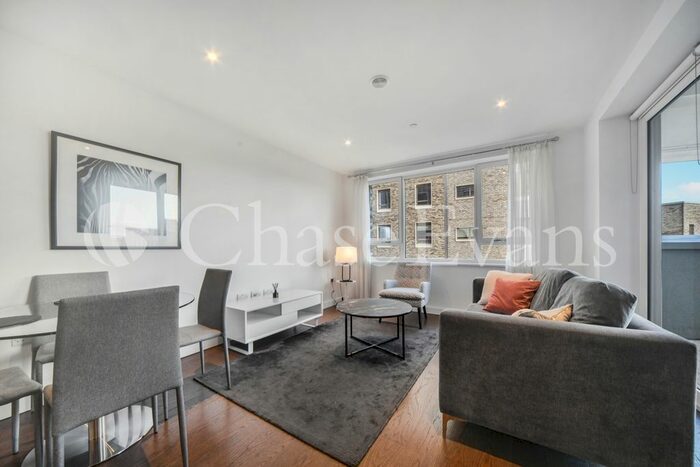 1 Bedroom Flat To Rent In Walworth Road, Southwark, London, SE17