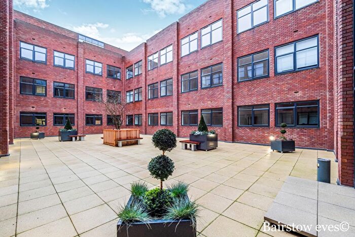1 Bedroom Flat To Rent In The Landmark, Luton, LU1