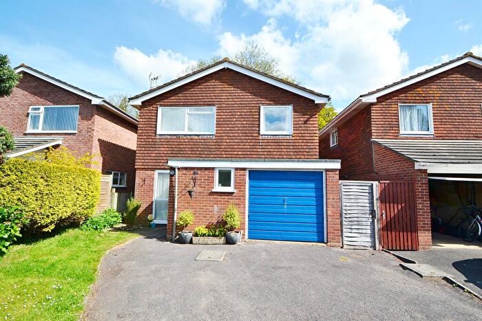 4 Bedroom Detached House To Rent In Fordingbridge, SP6