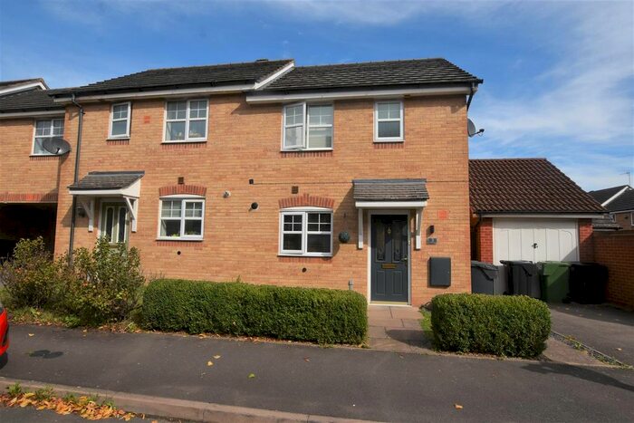 2 Bedroom Property To Rent In Bridge Road, Bromsgrove, B60