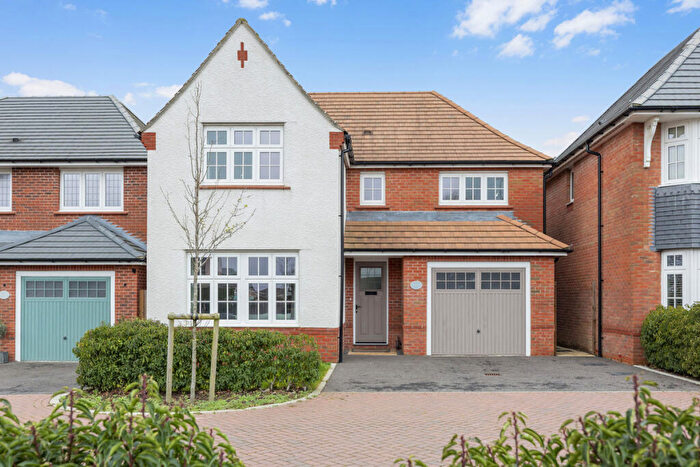 4 Bedroom Detached House For Sale In Littledown, Shaftesbury, SP7