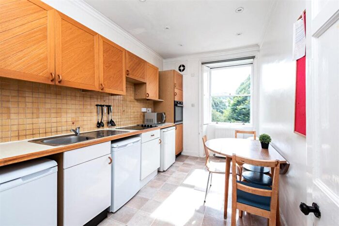 4 Bedroom Terraced House To Rent In Beaufort East, Bath, BA1