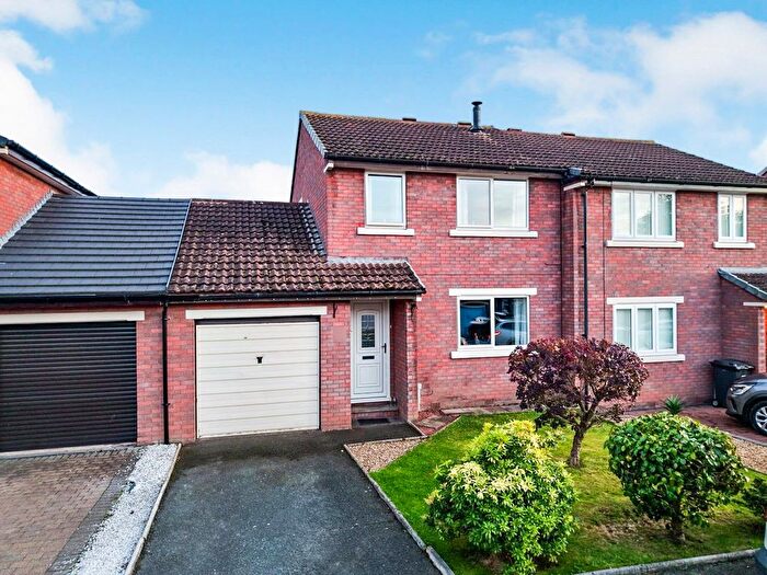 3 Bedroom Link Detached House For Sale In Lytham Close, Carlisle, CA2