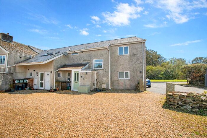 2 Bedroom Apartment For Sale In Yelverton, Devon, PL20