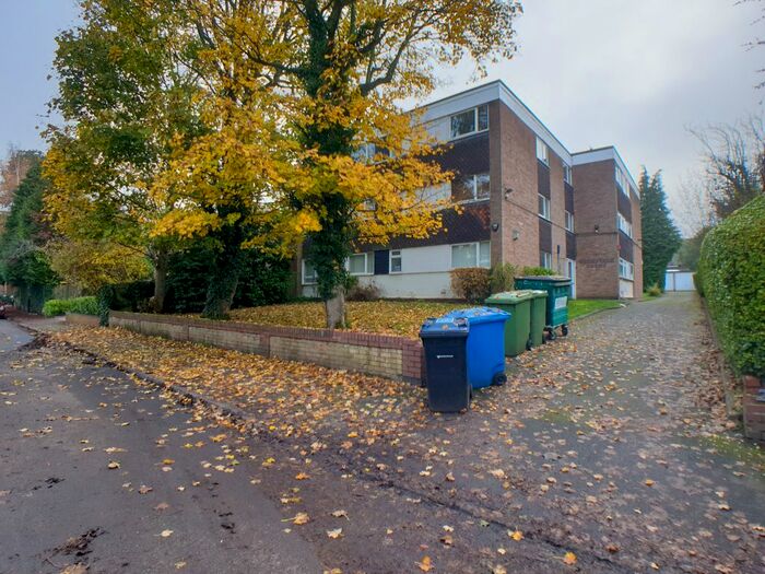 2 Bedroom Flat To Rent In Highfield Road, Moseley, Birmingham, B13