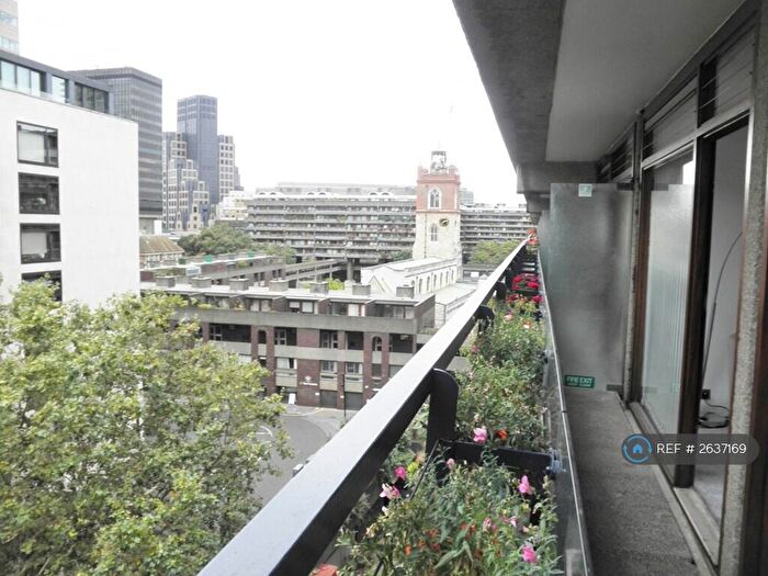 1 Bedroom Flat To Rent In Andrewes House, London, EC2Y