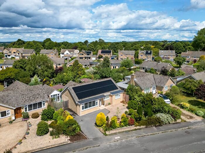 3 Bedroom Bungalow For Sale In Ricardo Road, Minchinhampton, Stroud, Gloucestershire, GL6