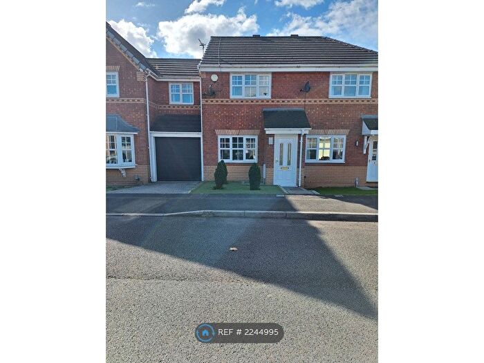3 Bedroom Terraced House To Rent In Spindlewood Road, Wigan, WN3
