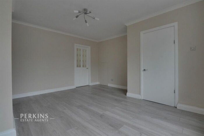 4 Bedroom Property To Rent In Denham Road, Feltham, TW14