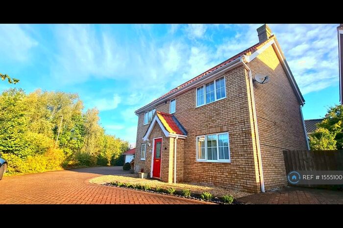 6 Bedroom Detached House To Rent In Bladewater Road, Norwich, NR5