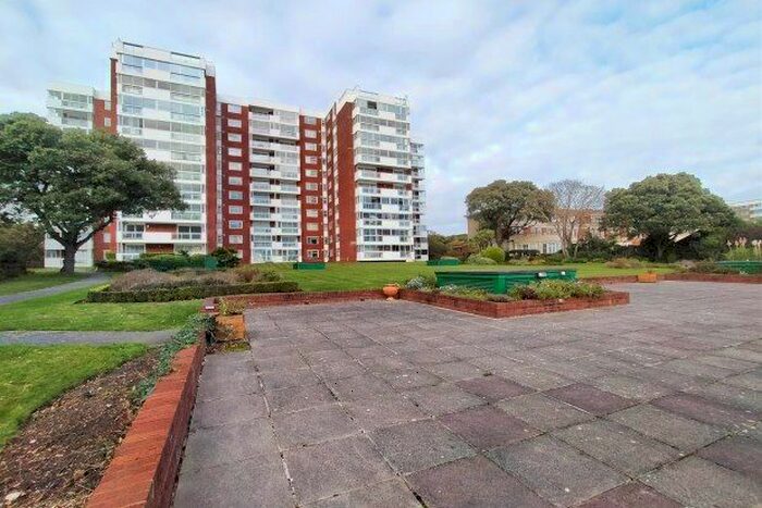 2 Bedroom Flat To Rent In Grove Road, Bournemouth, BH1