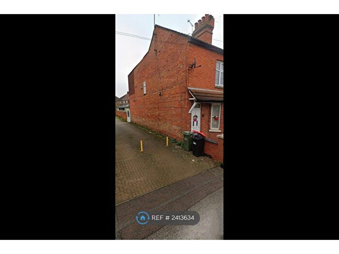 2 Bedroom Flat To Rent In Water Eaton Road, Bletchley, MK2