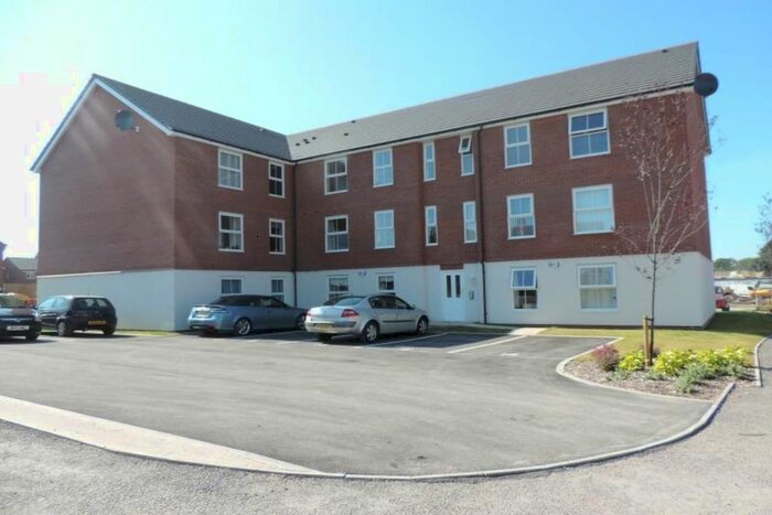 2 Bedroom Flat To Rent In Tryfan Way, Ellesmere Port CH66