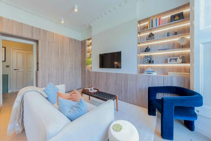 1 Bedroom Flat To Rent In Alderney Street, London, SW1V