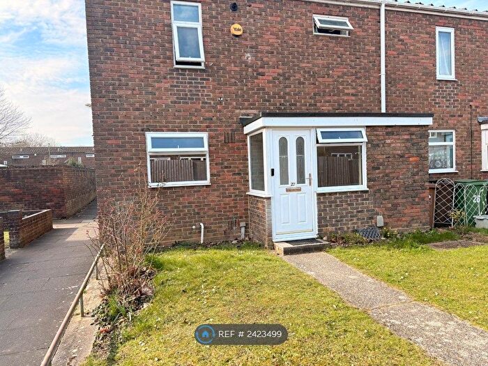 3 Bedroom End Of Terrace House To Rent In Timor Close, Basingstoke, RG24