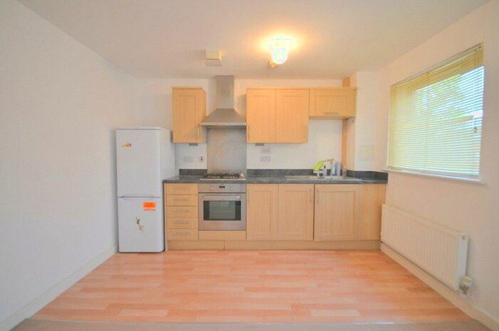1 Bedroom Apartment To Rent In Fern Court, Cottons Approach, Romford, RM7