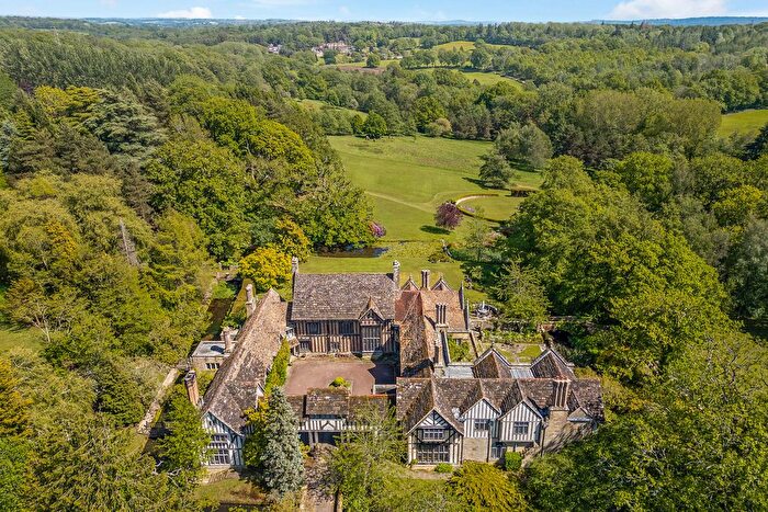 17 Bedroom Property For Sale In Hollow Lane, Dormansland, East Grinstead, Surrey, RH19