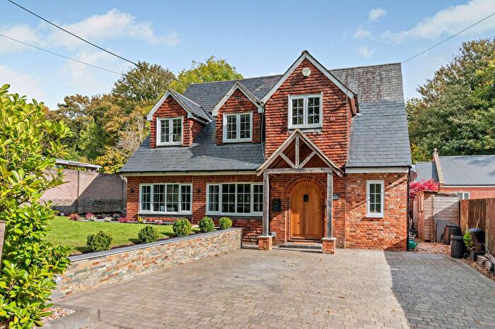 4 Bedroom Detached House For Sale In West End, Kemsing, Sevenoaks, Kent, TN15