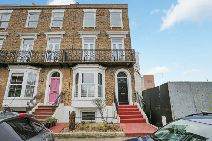 6 Bedroom End Of Terrace House For Sale In Westbrook Gardens, Margate, CT9