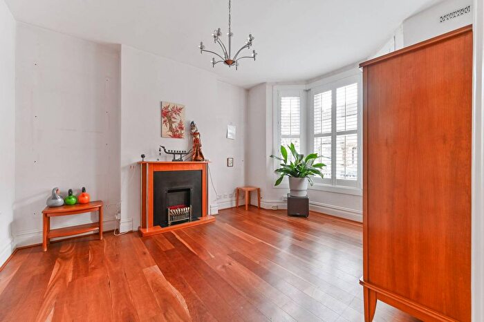 5 Bedroom End Terrace House For Sale In Alexandra Road, Croydon, CR0