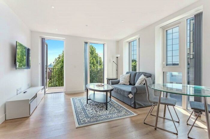 1 Bedroom Apartment To Rent In Ariel House, London Dock, Wapping, E1W