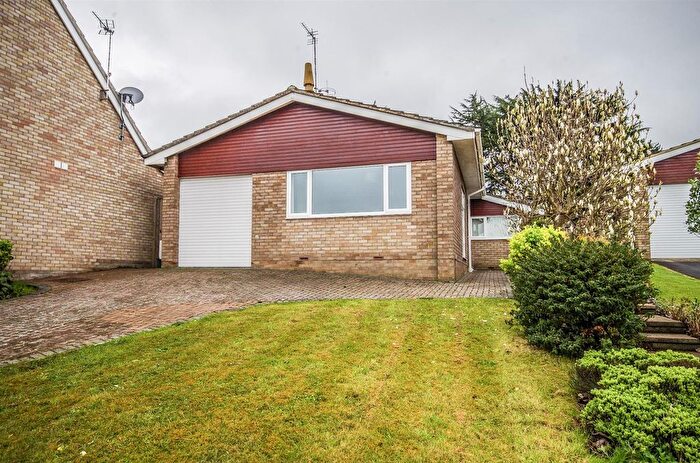 2 Bedroom Detached Bungalow To Rent In Woodview Road, Norman Hill, Dursley, GL11