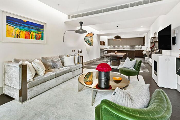 2 Bedroom Flat To Rent In Victoria Street, London, SW1H
