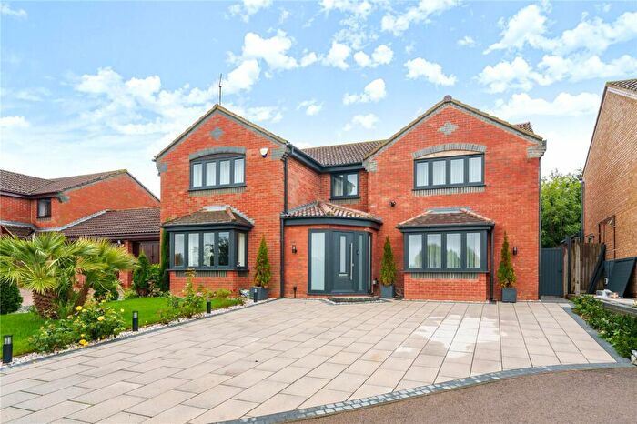 4 Bedroom Detached House For Sale In Tanfield Lane, Northampton, Northamptonshire, NN1