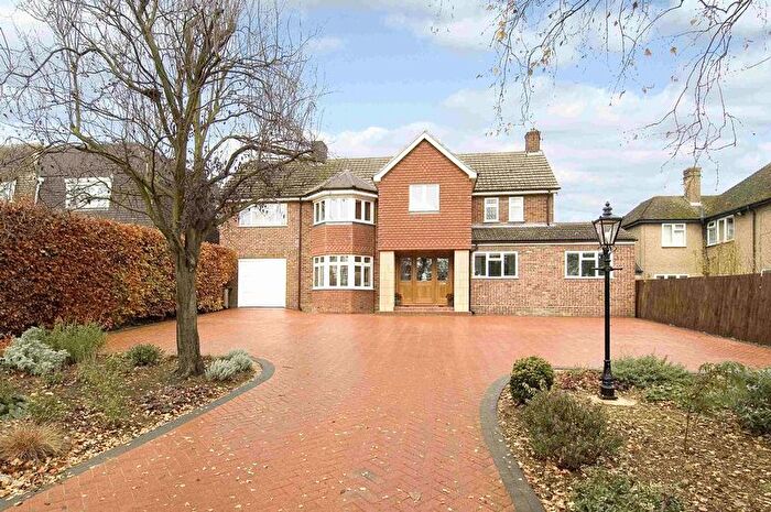 4 Bedroom Detached House To Rent In Thorpe Road, Peterborough, PE3