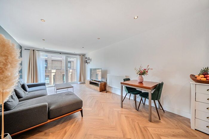 1 Bedroom Flat For Sale In Conington Road, London, SE13