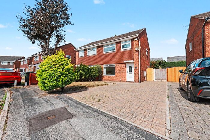 3 Bedroom Semi-Detached House To Rent In Larchdale Close, Wirral, CH66