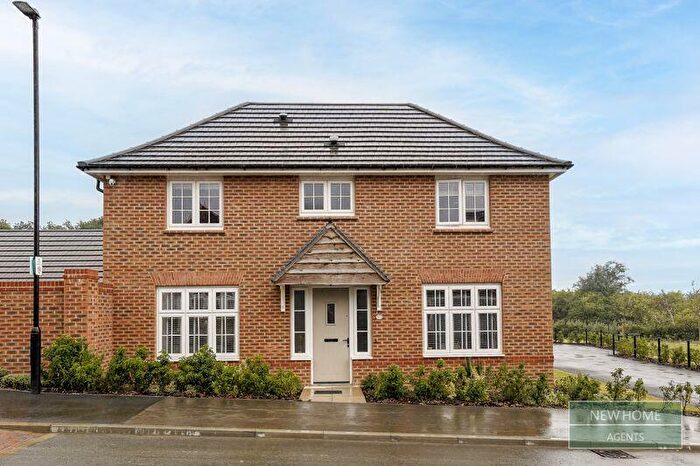 3 Bedroom Detached House For Sale In Wild Rose Drive, Harrogate, HG1