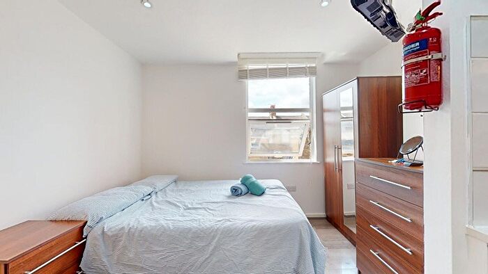 Studio To Rent In Portnall Road, London, W9