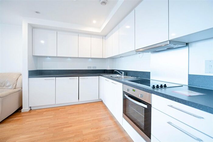 2 Bedroom Flat To Rent In Chartfield Avenue, London, SW15