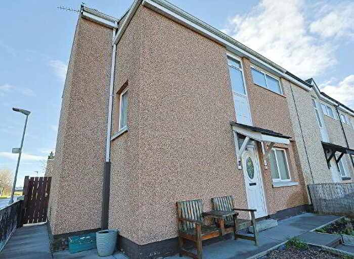 3 Bedroom End Of Terrace House For Sale In Churchill Park, Craigavon, BT62