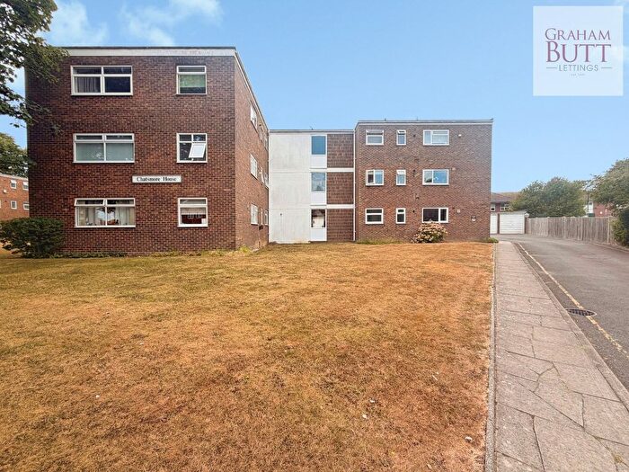 2 Bedroom Flat To Rent In Chatsmore House, Goring Street, Worthing, West Sussex, BN12