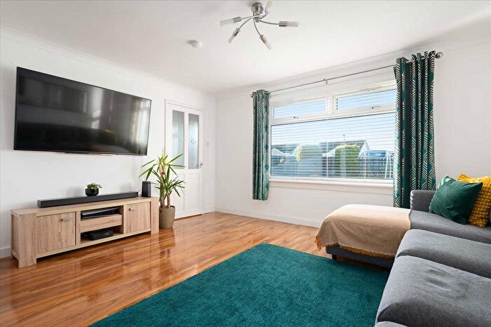 3 Bedroom End Of Terrace House For Sale In Honeyman Court, Armadale, Bathgate, EH48