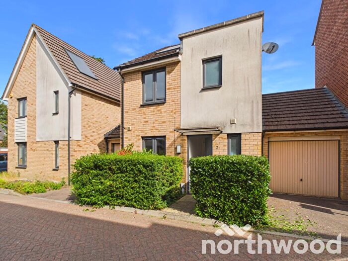 3 Bedroom Link Detached House To Rent In St Catherine's Road, Maidstone, ME15