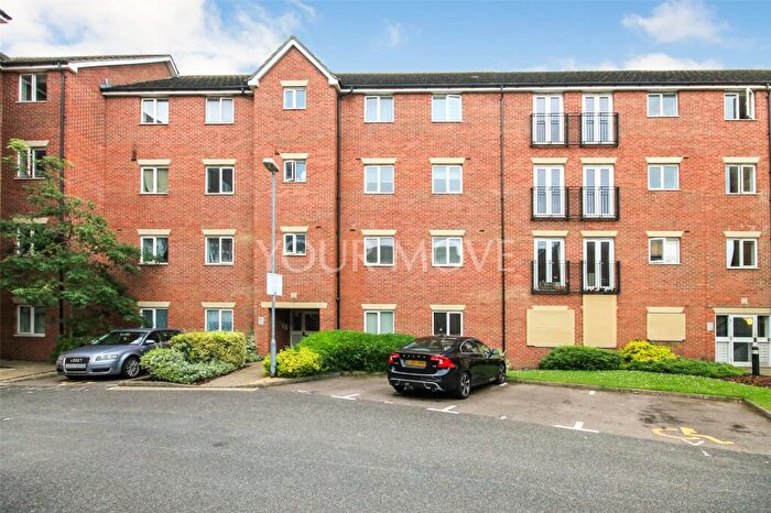 2 Bedroom Flat For Sale In London Road, Romford, RM7