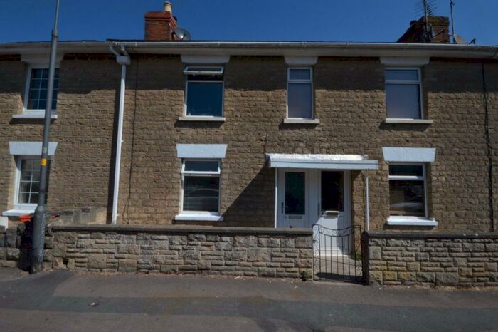 3 Bedroom House To Rent In Prospect Place, SN1