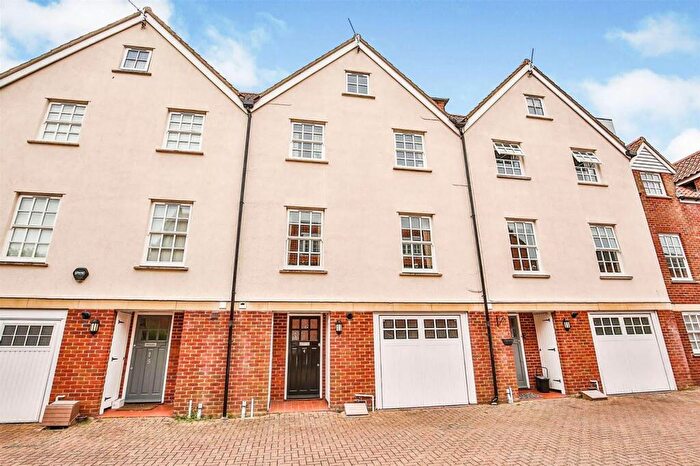 3 Bedroom Terraced House To Rent In The Old Barley Market, Norwich, NR2