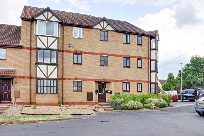 2 Bedroom Flat To Rent In Cromwell Court, Eynesbury, PE19