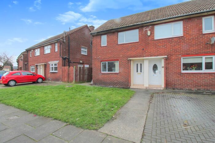 2 Bedroom Semi-Detached House To Rent In Hortondale Grove, Blyth, NE24