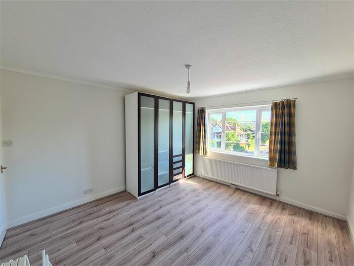 2 Bedroom Flat To Rent In Doran Manor, Great North Road, East Finchley, N2