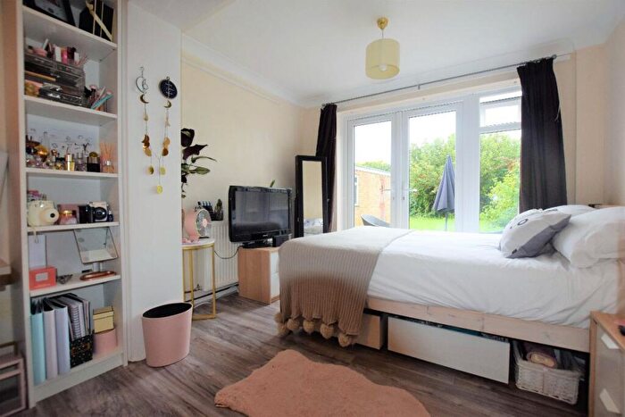 4 Bedroom Semi Detached House To Rent In Bedroom Student Home - Ringwood Close, Ukc, CT2