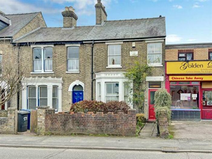 2 Bedroom Flat To Rent In Victoria Road, CB4