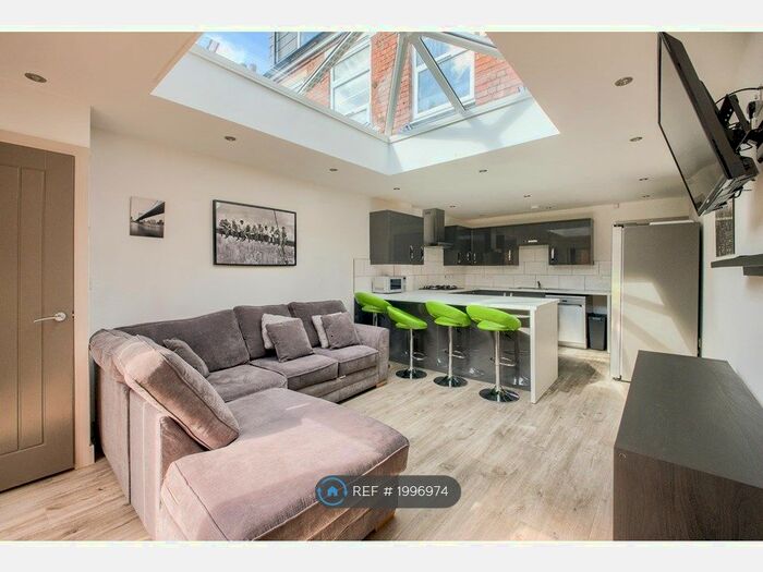 5 Bedroom Terraced House To Rent In Terry Road, Coventry, CV1