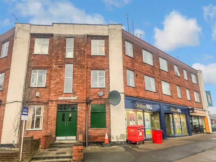 1 Bedroom Flat To Rent In Quinton Parade, Cheylesmore, Coventry, CV3