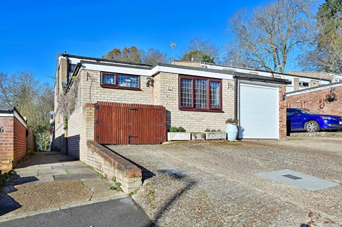 4 Bedroom Terraced House For Sale In Brambling Rise, Hemel Hempstead, HP2